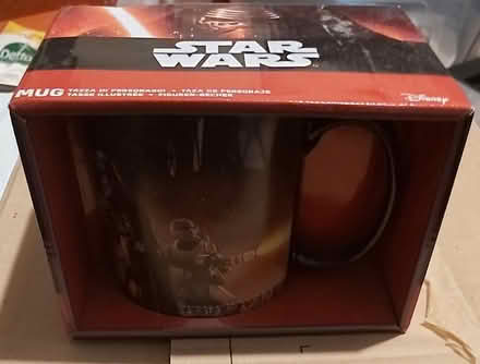 Photo of free Large STAR WARS mug (Holbrook) #1