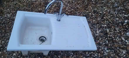 Photo of free Porcelain Sink (Morecambe LA4) #1