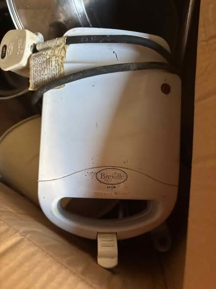 Photo of free Breville single sandwich toaster (Ramsden Bellhouse) #1