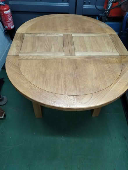 Photo of free Oak Dining Table (Stowmarket) #3