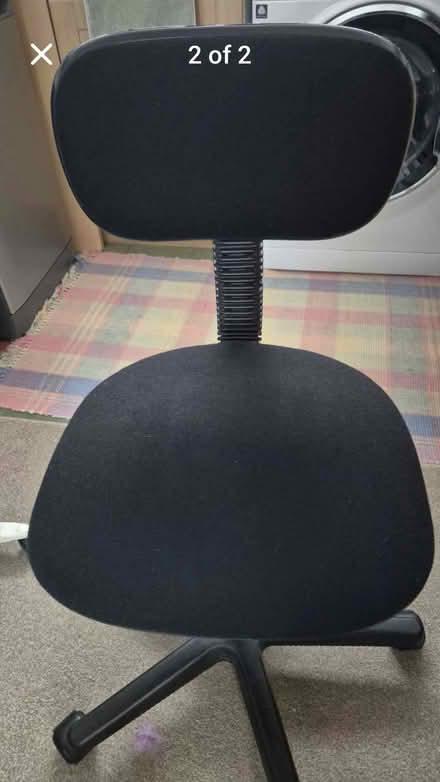 Photo of free Office/desk chair (Hucknall NG15 8BA) #1