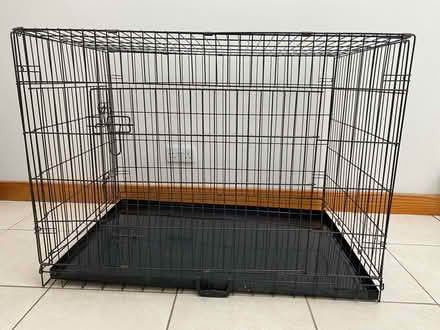 Photo of free Large dog crate (AB25) #1