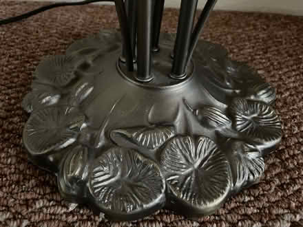 Photo of free Tiffany Art Nouveau Style Lily Pad Tulip Table Lamp (Welling DA16) #2