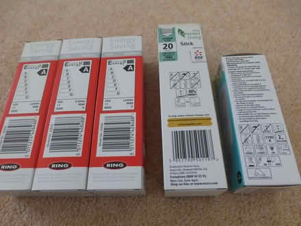 Photo of free Low-wattage CFL light bulbs (Totteridge HW HP13) #4