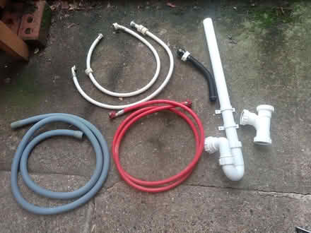 Photo of free mixture of plumbing items, hoses etc (Henlow SG16) #1