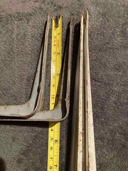 Photo of free Angle brackets metal (Hildenborough TN11) #2