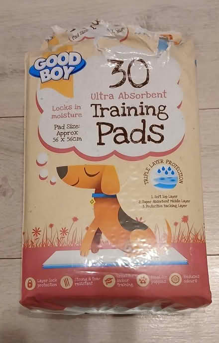 Photo of free Bag of puppy pads (Tamworth, Staffordshire.) #1