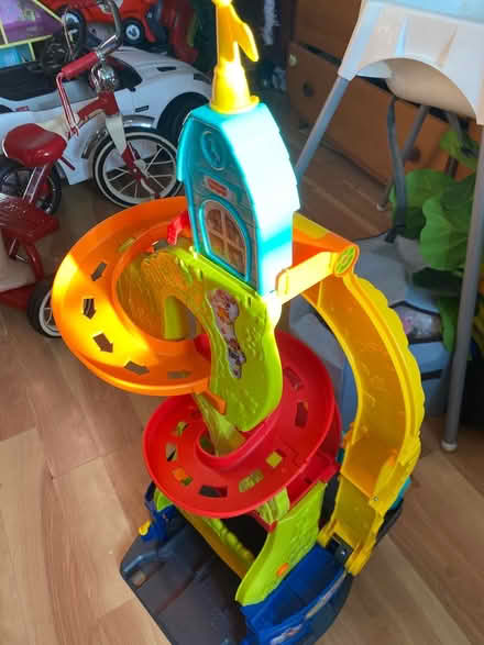 Photo of free Fisher Price 2-1 Race Track (11379) #1