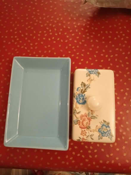 Photo of free China butter dish (South Reading RG2) #1