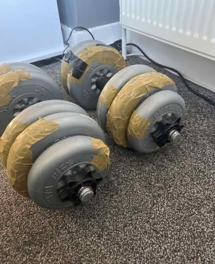 Photo of free Used dumbbell weights (Welling (DA16)) #2