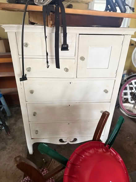 Photo of free Vintage oak dresser (07758) #1