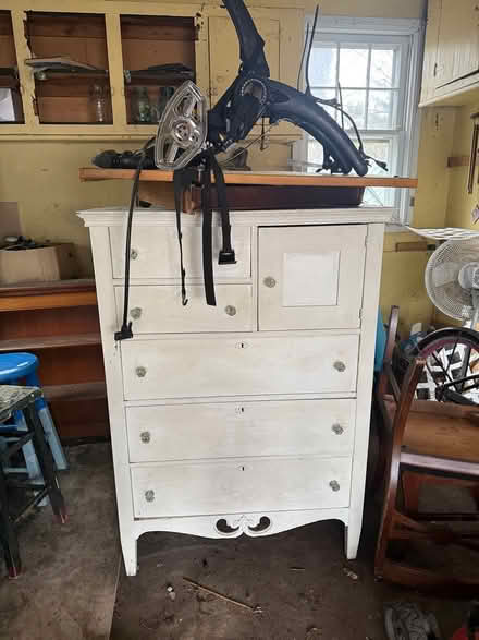 Photo of free Vintage oak dresser (07758) #2