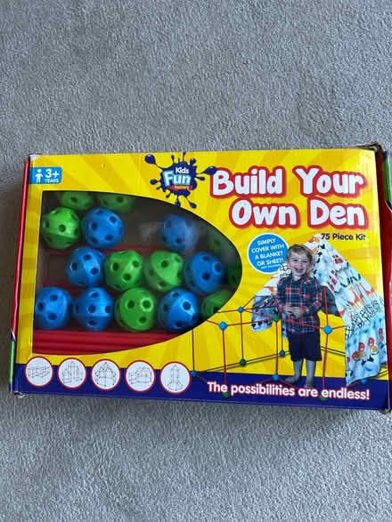 Photo of free Build Your Own Den (Broad Blunsdon SN26) #1