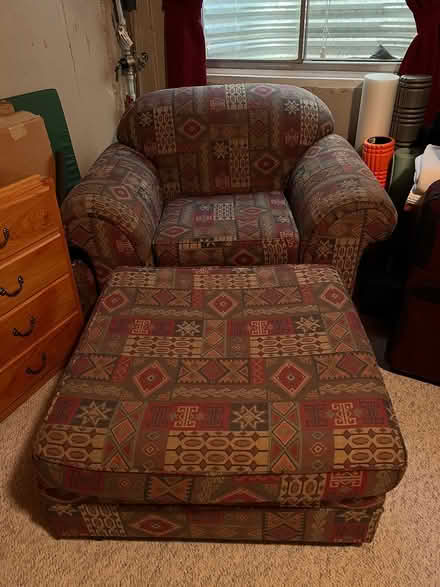 Photo of free Large sofa chair & ottoman (Simms & Coal Mine Ave) #2