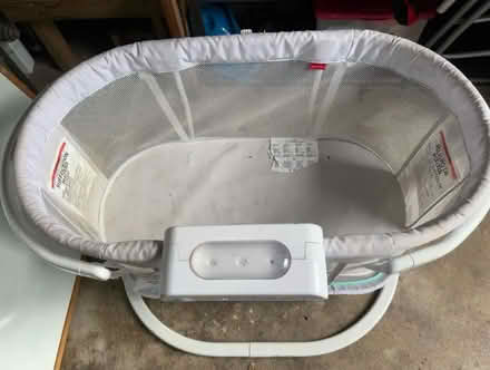 Photo of free Fisher-Price Bassinet (PaloAlto Ventura neighborhood) #2