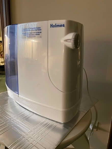 Photo of free Humidifier (Downers Grove - north) #1