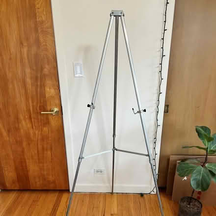 Photo of free Aluminum Tripod Easel (Foster & California Ave) #1