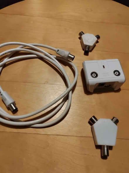Photo of free TV aerial parts (Risinghurst OX3) #1
