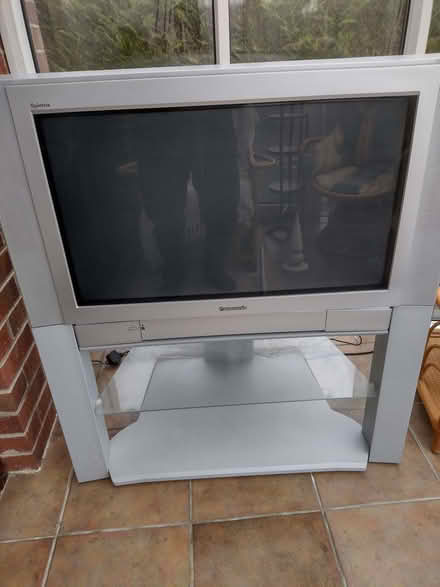 Photo of free 32" Panasonic TV. (BT19) #2