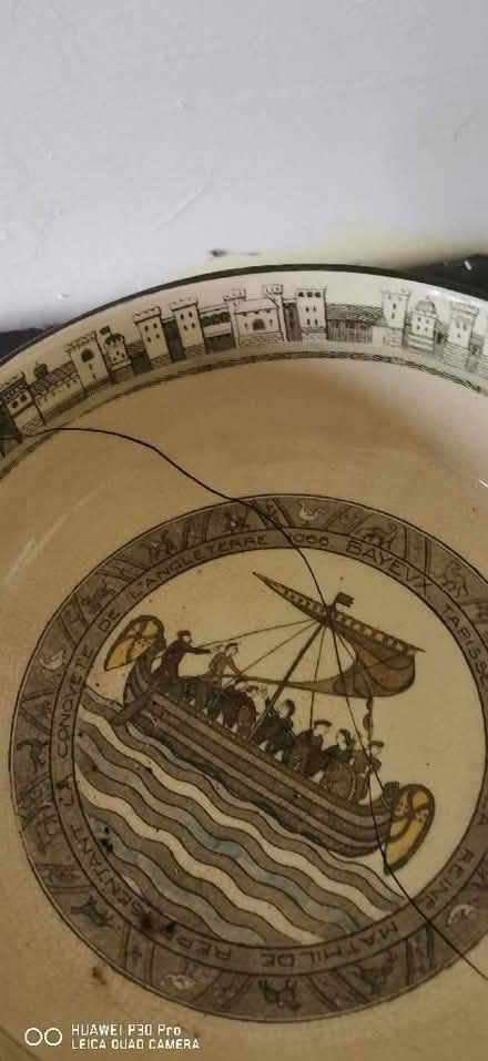 Photo of free Royal Doulton bowl broken rare (Straiton EH20) #2