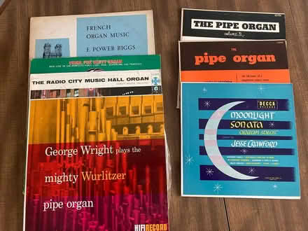 Photo of free Organ music vinyl records (Belford, NJ) #1