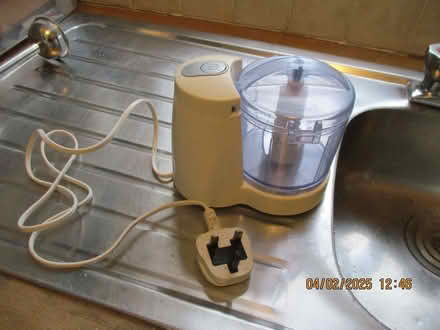 Photo of free Electric blender. (Holmfield HX2) #1