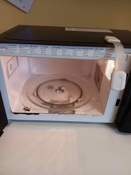 Photo of free Old Microwave (CV6- Keresley) #2