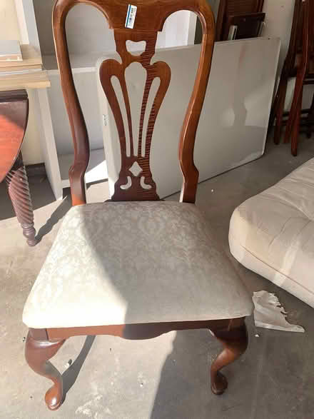 Photo of free Four dining room chairs (Off rodeo road) #1