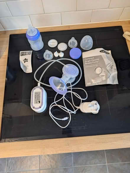 Photo of free Breast pump kit (Lansinoh) (Chelmsford CM1) #1