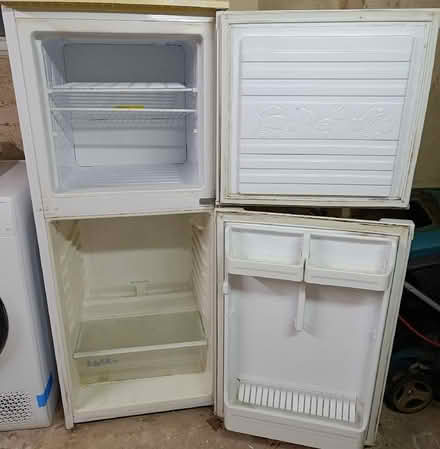 Photo of free Fridge freezer (South Croydon CR2) #2