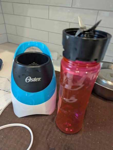 Photo of Replacement bottle Oster blender (Middlesex Boro) #1