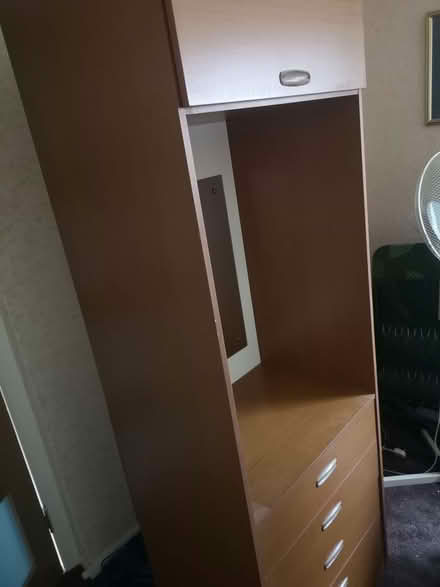 Photo of free Wardrobe with mirror (Dunfermline KY11) #1