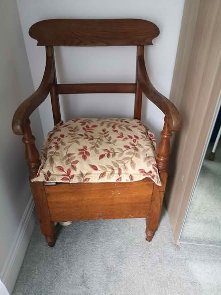 Photo of free Vintage commode (Churchtown) #2