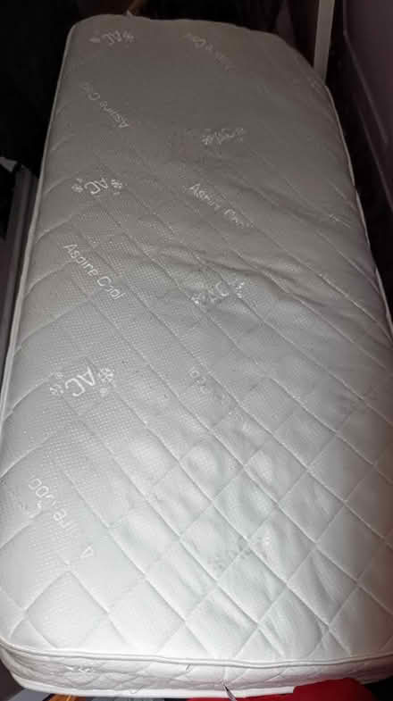 Photo of free 3ft single pocket sprung mattress (PA2) #1