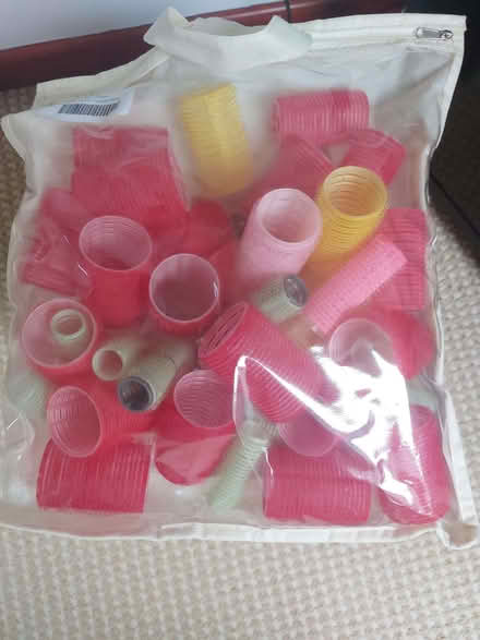 Photo of free Bag of hair rollers (Middle Division (Main Portion) BT38) #1