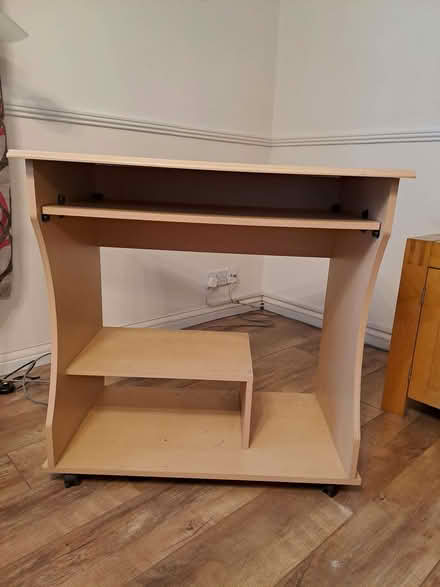 Photo of free Desk (Aylsham NR11) #1