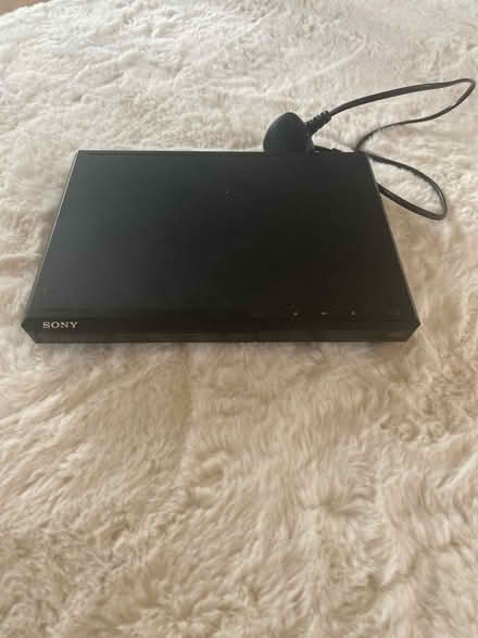 Photo of free DVD Player (Tadworth) #1