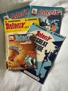 Photo of free Asterix cartoon books (in English) (Caldecott OX14) #1