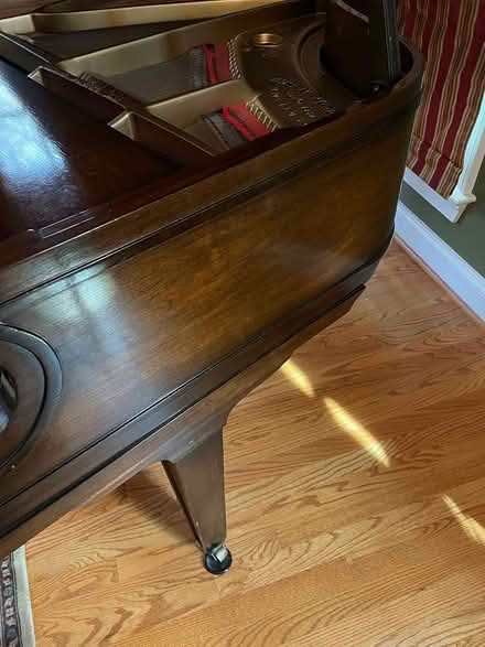 Photo of free Baby Grand Piano (Alexandria City) #4