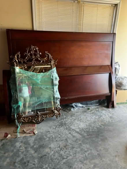 Photo of free King size Bed Frame & Mirror (Next to Villa Rica in Temple) #1