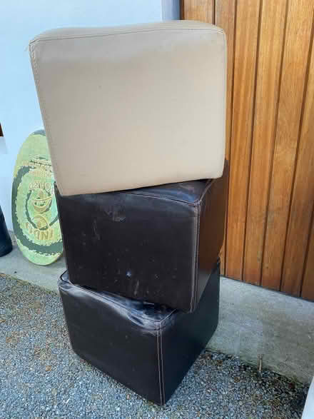 Photo of free 3 pouffes (Ballybrack Shankill) #1