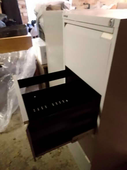 Photo of free 4 drawer filing cabinets (TN8 near Cowden/Cowden Pound) #3