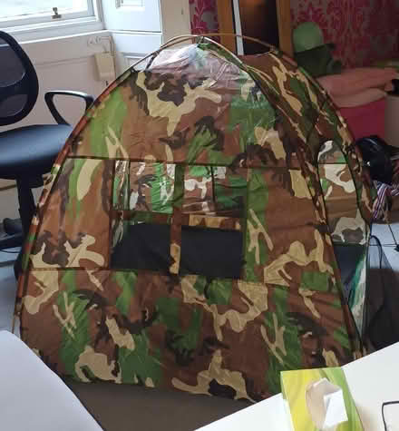 Photo of free 2 Camo play tents with carry bags (Bruntsfield EH10) #3