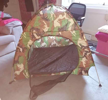 Photo of free 2 Camo play tents with carry bags (Bruntsfield EH10) #2