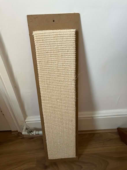 Photo of free Cat scratching board (Marsh LA1) #1