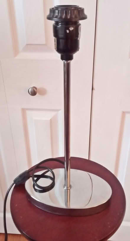 Photo of free small table lamp, without a shade (Britannia) #1