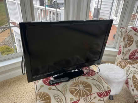 Photo of free 2 working flat screen televisions (Purcellville) #2