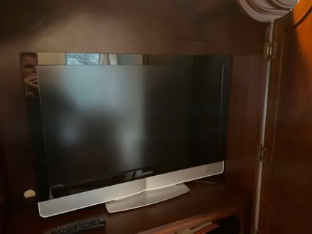 Photo of free 2 working flat screen televisions (Purcellville) #1