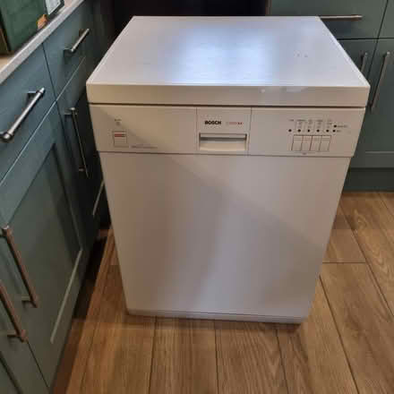 Photo of free Fully working Bosch dishwasher (KT13) #1