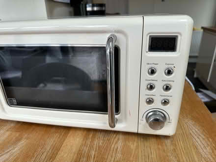 Photo of free Microwave (Allesley Park CV5) #4